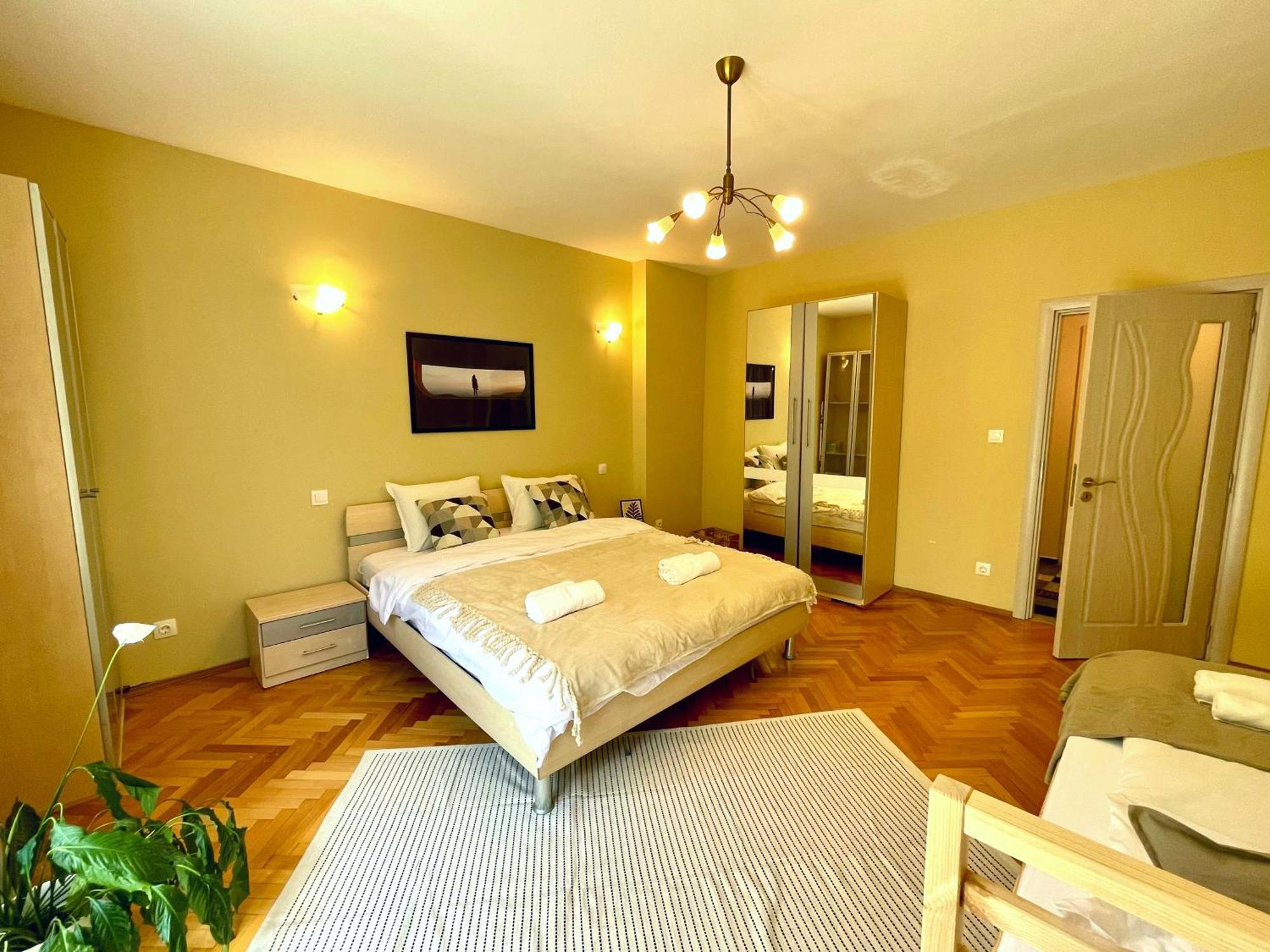 Bohemian Bright & Calm 2Br - Top Center - Private Balcony Sofia Exterior foto