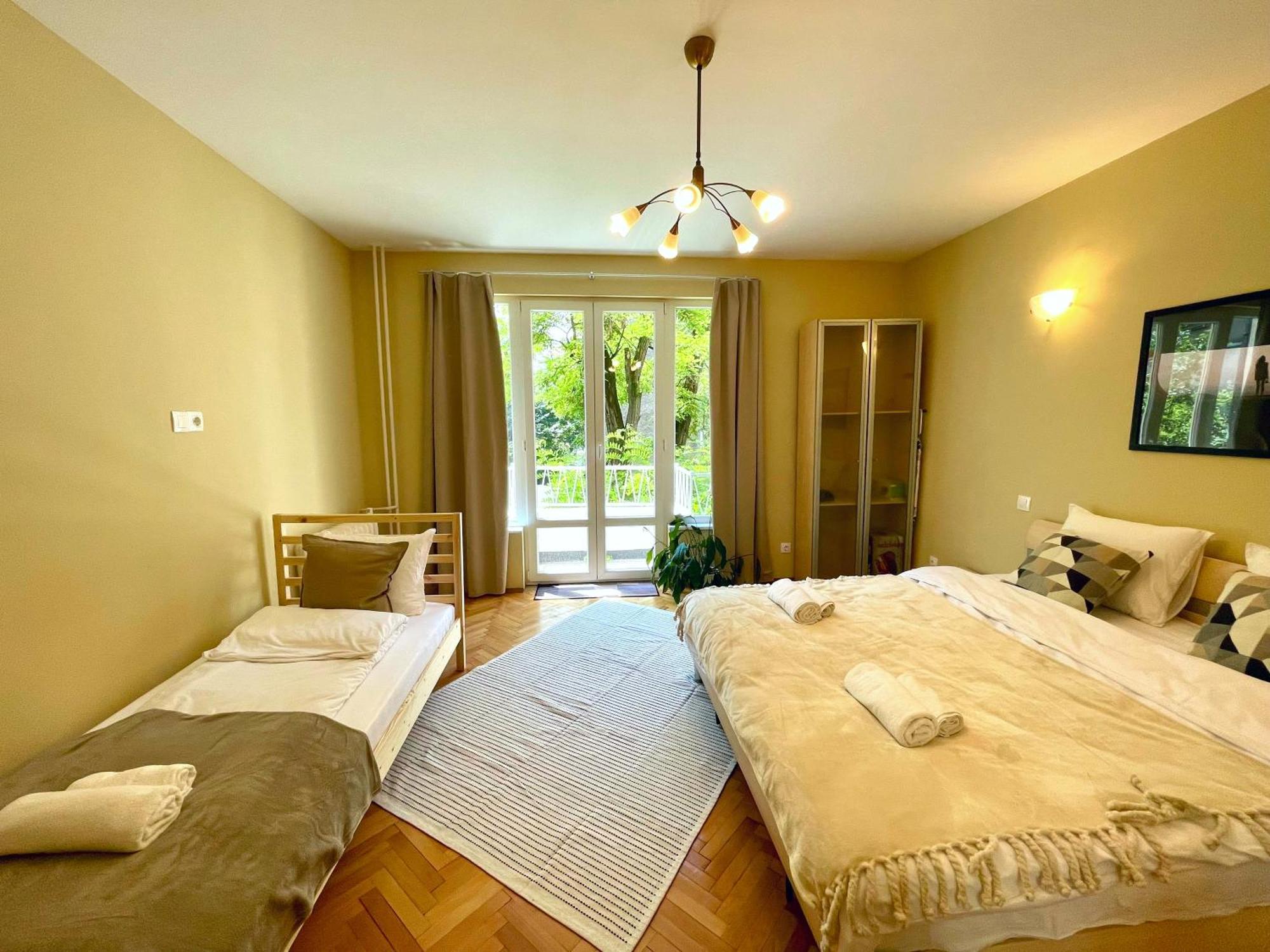 Bohemian Bright & Calm 2Br - Top Center - Private Balcony Sofia Exterior foto